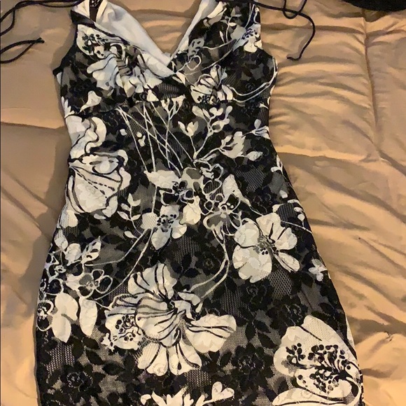 Dress - Picture 2 of 2